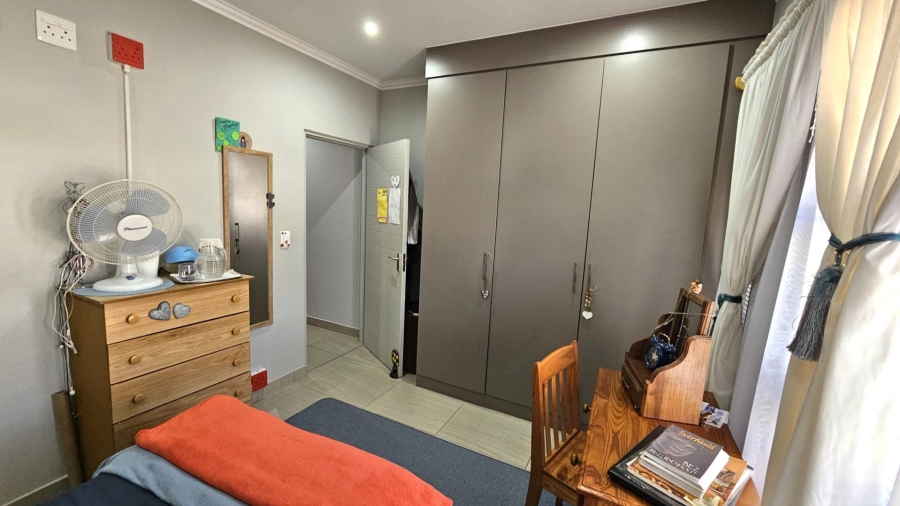 2 Bedroom Property for Sale in Ifafi North West